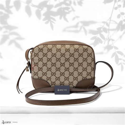 Gucci cross body camera bag